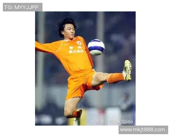 77号球衣足球明星的传奇之路与辉煌成就解析